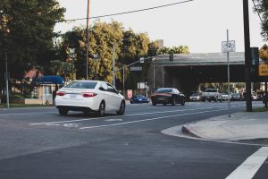 Sandy Springs, GA – Multi-Vehicle Accident with Injuries on Roswell Rd