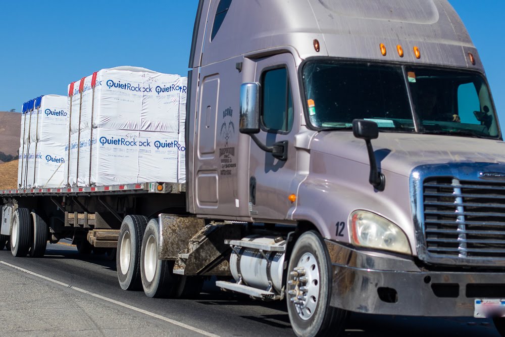 8/8 Conley, GA – Tractor-Trailer Collision with Injuries in EB Lanes of I-285