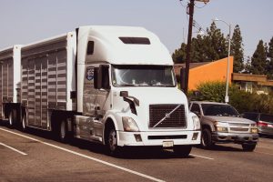 8/5 Atlanta, GA – Rollover Tractor-Trailer Accident in EB Lanes of I-285