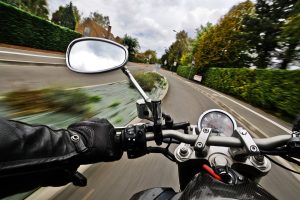 Gainesville, GA – One Killed in Motorcycle Crash on Collins Rd near Westmoreland Rd