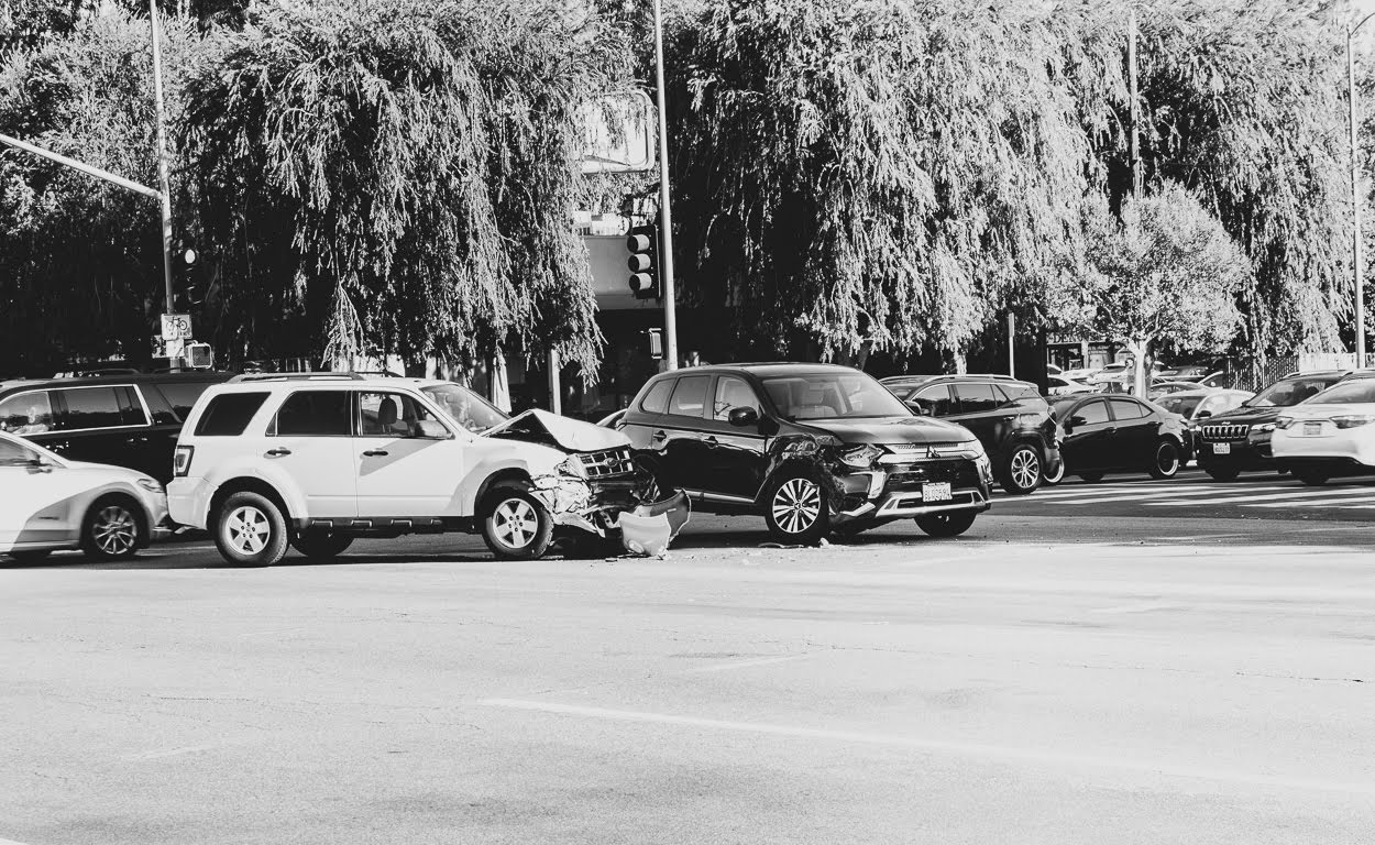 11/12 Johns Creek, GA – Car Crash at Medlock Bridge Rd & Wilson Rd