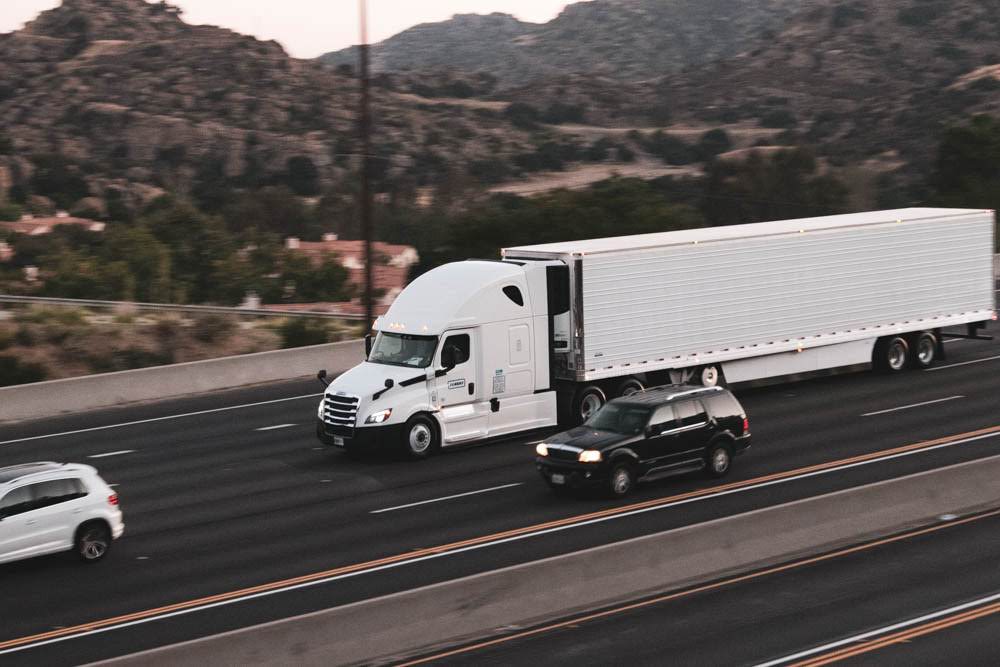 12/15 Norcross, GA – Tractor-Trailer Accident on I-85 Near Beaver Ruin Rd