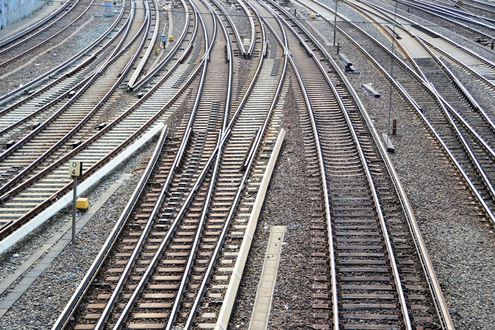 1/4 Atlanta, GA – Man Injured in Serious Train Accident at Vine City Station